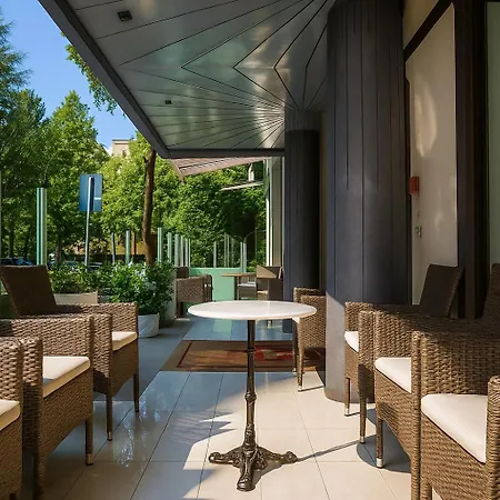 Hotiday 4* 코넬리아노